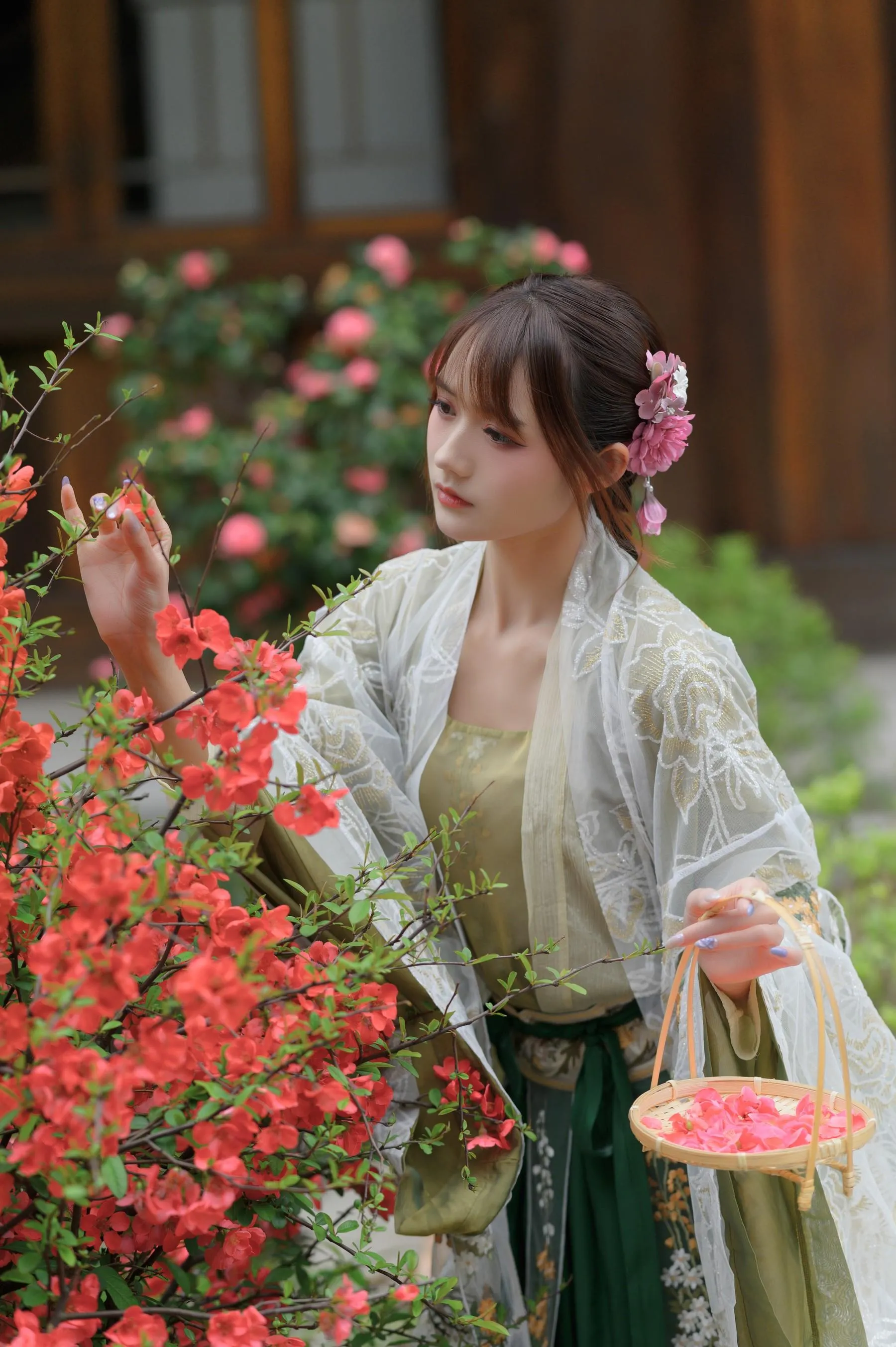 [艺图语] 2022.07.02 宫墙柳 兔子Zzz不吃胡萝卜 [44P]插图5